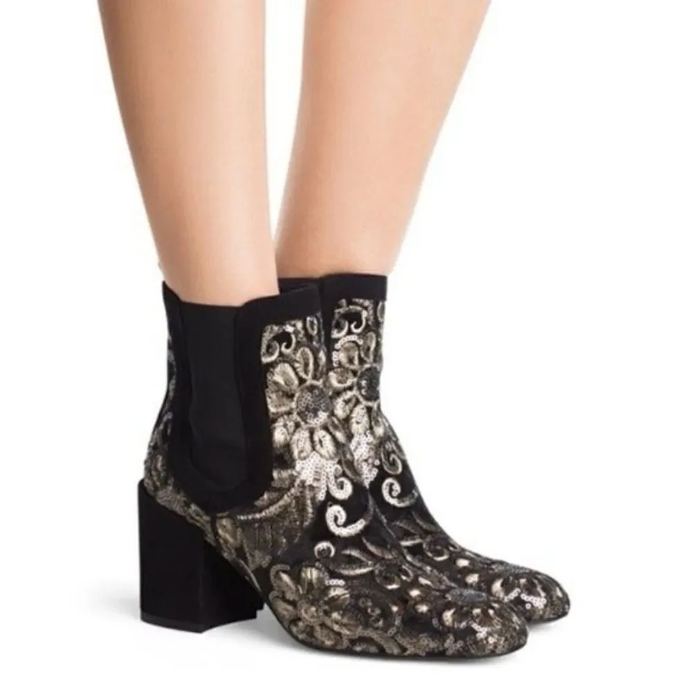 Stuart Weitzman Mediate Black Radiant Velvet Block Heel Booties